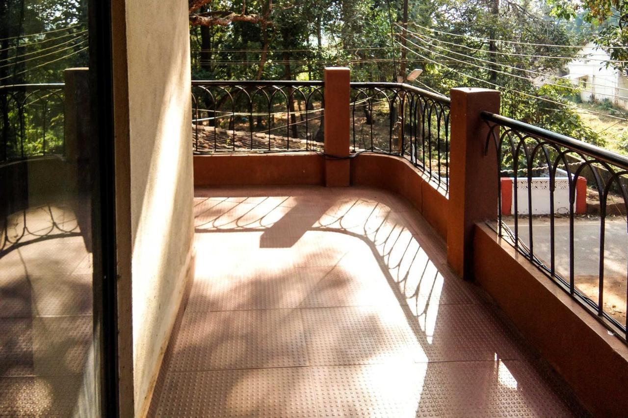 Oyo Village Inn باناجي المظهر الخارجي الصورة